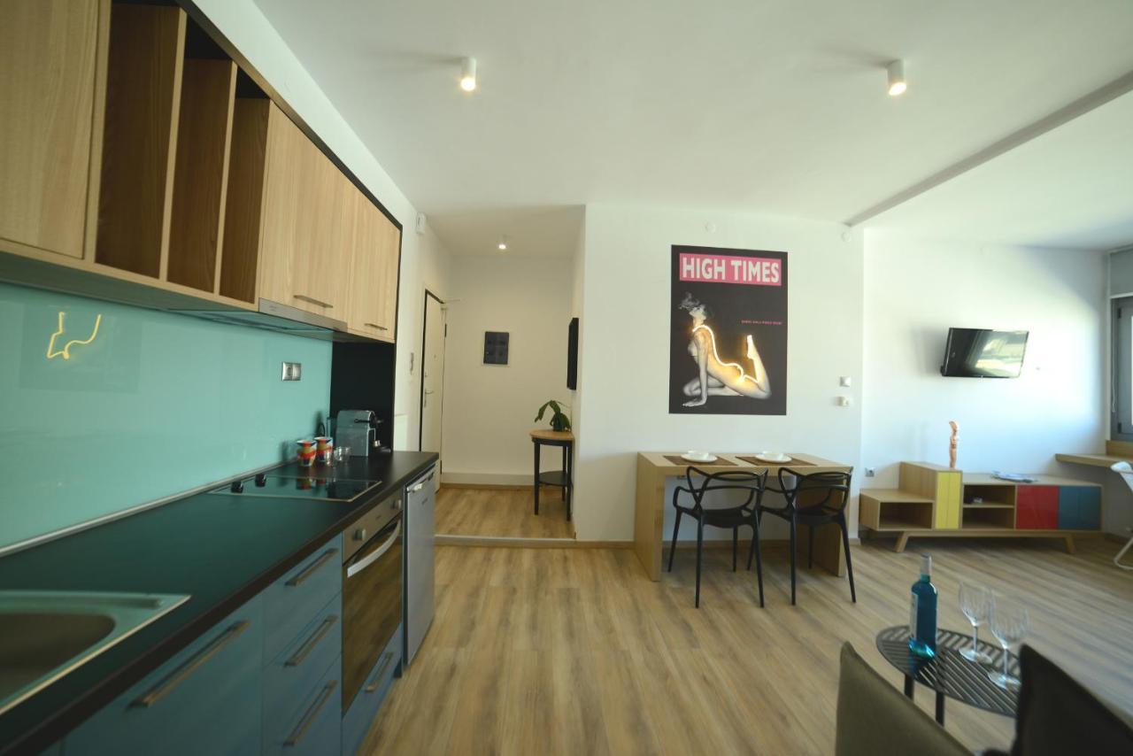 Mazi Rooms Ptolemeon Солун Екстериор снимка